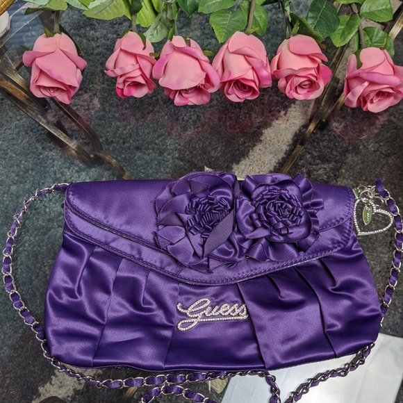 Guess Bag - Picture 8 of 8